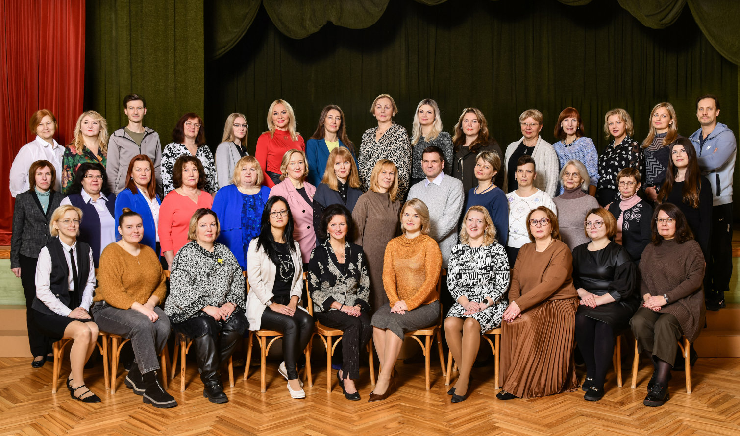 Rīgas 86. pamatskolas skolotāju kolektīvs